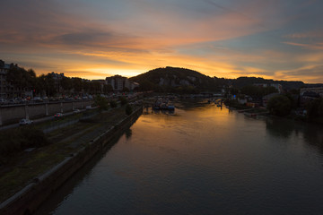 Fototapeta premium Dawn in the French city of Rouen on the Senna River