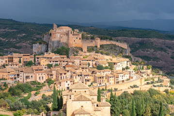 Fototapeta premium Wioska Alquezar, prowincja Huesca, Hiszpania