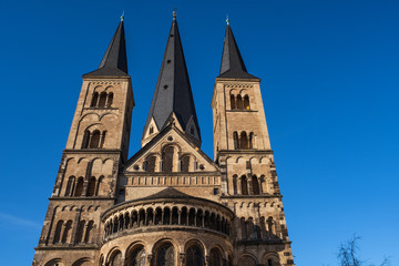 Fototapeta na wymiar Das Münster von Bonn