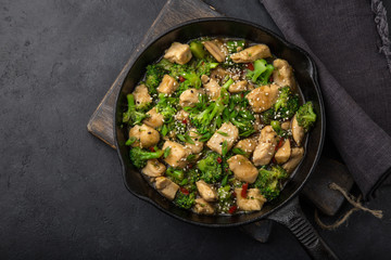 teriyaki chicken and broccoli in cast iron pan