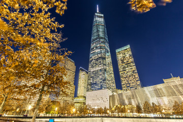 World Trade Center at Night - obrazy, fototapety, plakaty