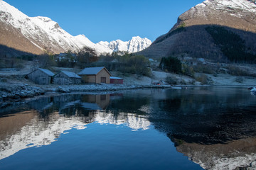 Fototapeta premium Norway Urke Hjorundfjord