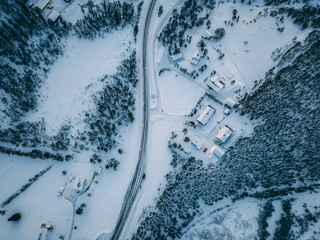 Verschneite Landschaft im Norden Norwegens (Vogelperspektive)