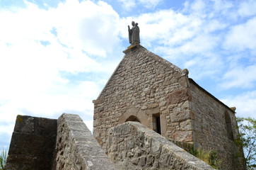 Fototapeta na wymiar Chapel of Saint Aubert at Mont Saint Michelle