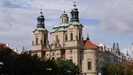 Fototapeta na wymiar Kościół w Pradze