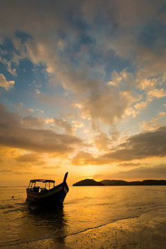 Pantai Cenang beach Langkawi sunset