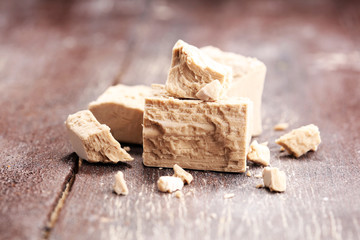 Dry yeast crumbled and yeast block for baking
