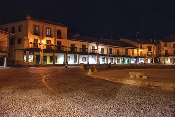 vista plaza porticada de Riaza