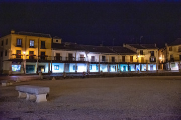 plaza mayor de Riaza en segovia