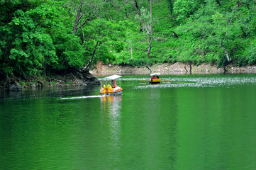 small boat on the lake