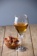 bodegón de comida y bebida