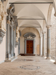  Cloister of Benedictine abbey of Montecassino. Italy