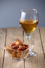 bodegón de comida y bebida