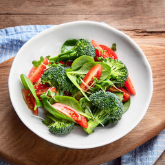 Fresh vegetable salad with broccoli