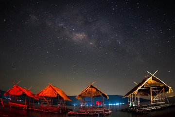 Fototapeta premium Photographer shooting milky way on night