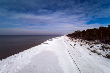 Fototapeta na wymiar Baltic sea cost in winter, Bernati, Latvia.