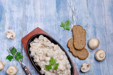 Slices of mushrooms and meat