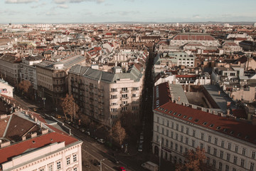 Obraz premium Elevated view of the city of Budapest from St. Stephen's Basilica, Hungary