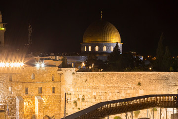 Fototapeta na wymiar The Holy Mount in Jerusalem