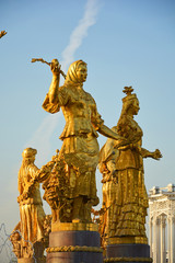 Fototapeta premium Moscow, Russia - 15 September, 2018: VDNKh, Fountain of Friendship of Peoples