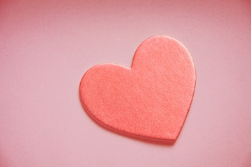 knitted heart living coral, color of the 2019 year