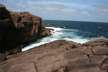 Fototapeta na wymiar Rocky Cliff Ocean