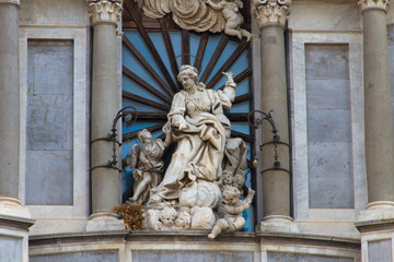 Obraz premium Sculptures and architecture of Catania Sicily