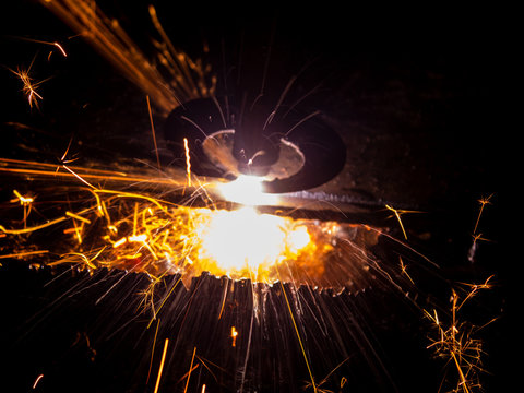 gas-ring of aggregate by the bunch of plasma cutting a steel sheet..
