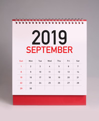 Simple desk calendar 2019 - September