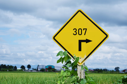 307 Redirect HTTP status code concept