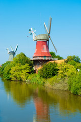 Alte Mühlen am Wasser