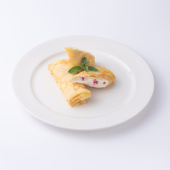 Pancakes with cottage cheese and berries   