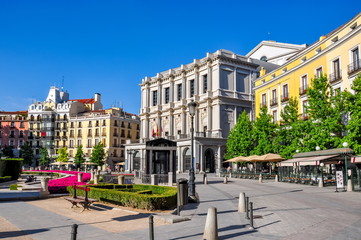 Fototapeta premium Eastern square (Plaza de Oriente) and Royal theatre (Teatro Real), Madrid, Spain