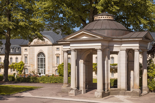 Bad Nenndorf Kurpark Brunnentempel