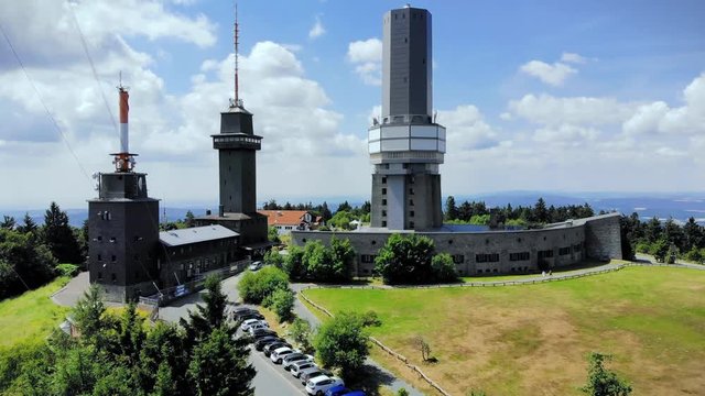 Aerial view and flight at Grosser Feldberg, aerial mast of hr and viewing tower, Oberreifenberg in the background, Hesse, Germany