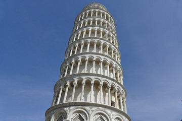 Pisa - Torre pendente in piazza dei Miracoli
