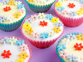 CUPCAKES CLOSE UP   