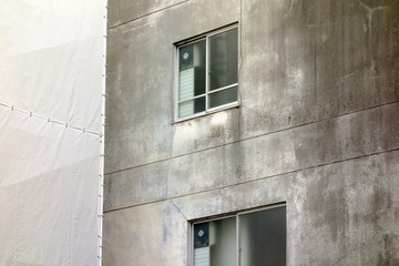 Fototapeta na wymiar 古いビルの外壁