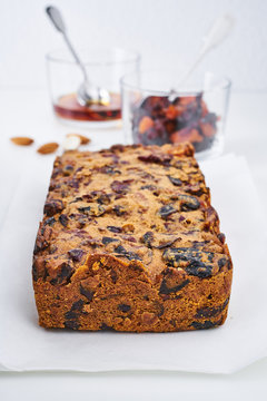 Spiced rum fruitcake