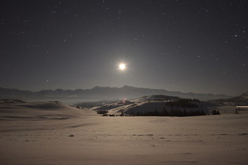 The night in the mountains of Altai