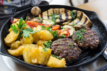 meatballs with vegetables