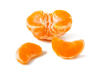 Peeled tangerine slices