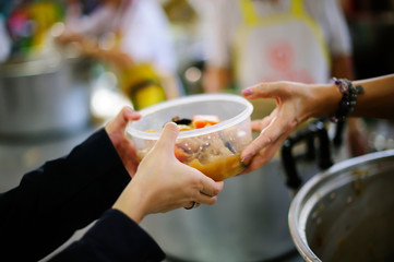 The concept of food sharing Help solve Hunger for the homeless