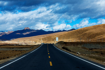 highland road to Daocheng, China