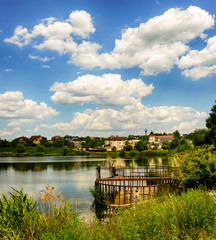 Obraz premium fishermen on the Kalmius river in Donetsk