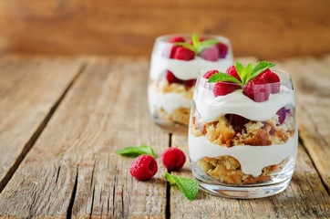 Greek yogurt raspberry biscuit parfait - obrazy, fototapety, plakaty