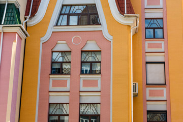 Obraz premium Facade of the modern residential building in elite district