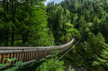 lange haengebruecke