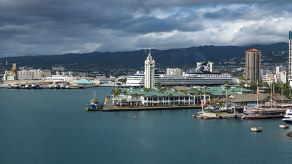Fototapeta na wymiar view of port in Hawaii