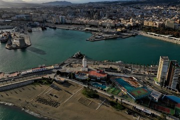 Fototapeta premium Malaga aus der Luft